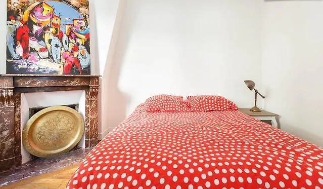 29 Lepic Hotel