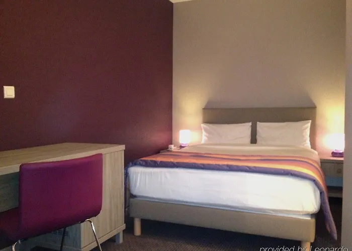 Hotel 29 Lepic 3*