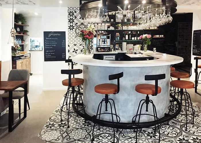 Hotel 29 Lepic Parigi