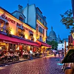 29 Lepic 3* Paris