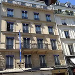29 Lepic 3* Paris