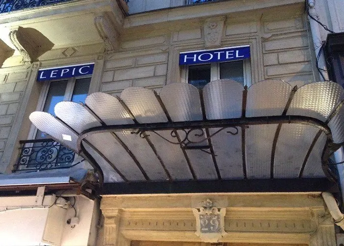 29 Lepic Hotel Paris