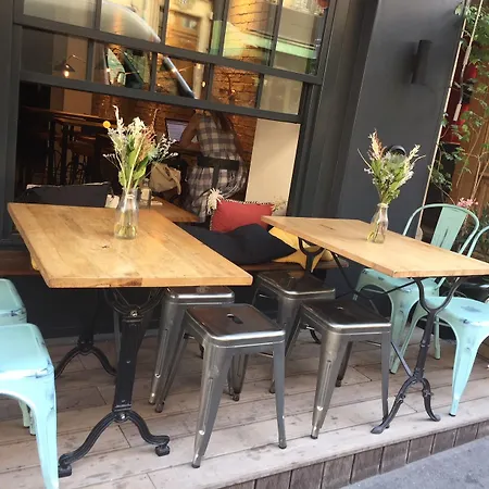 فندق 29 لوبيك 3*