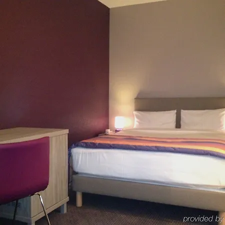 Hotel 29 Lepic 3*